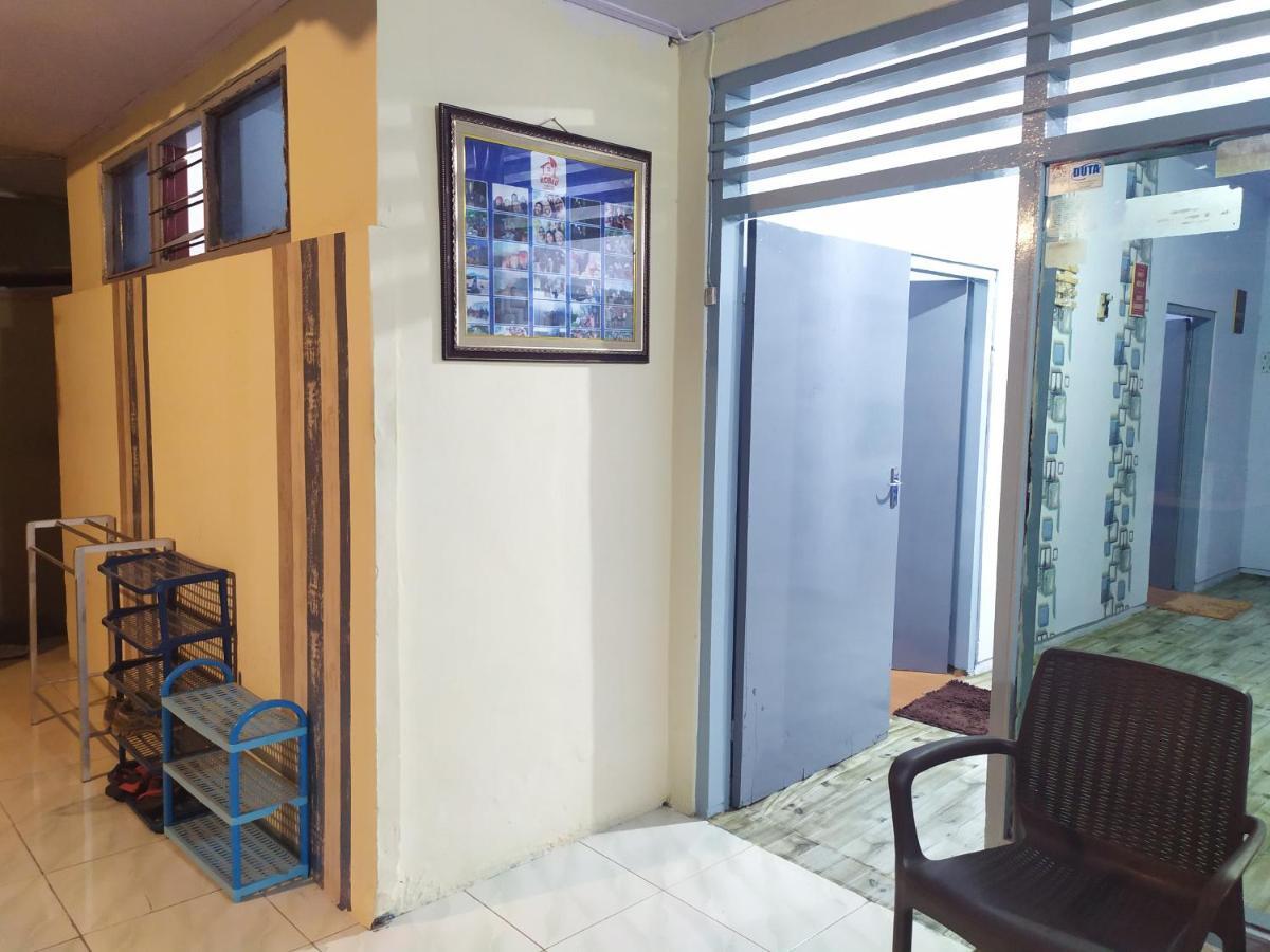 Robiu Homestay Banyuwangi  Exterior photo